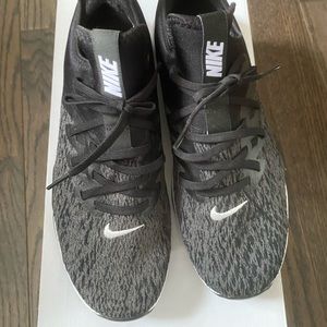 Nike Foundation Elite TR Women Cross Training Shoes